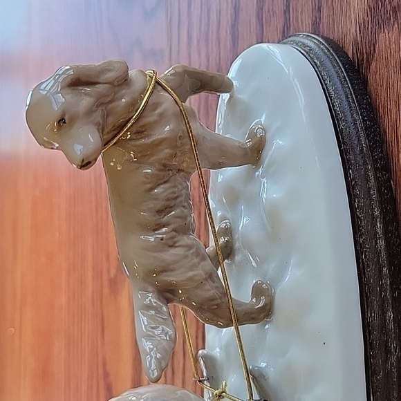 Paul Sebastian Porcelain Figurine, "Sleigh Ride" By Meico Dog Pulling Sled - Picture 3 of 5